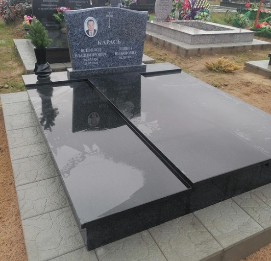 Памятник двойной 124